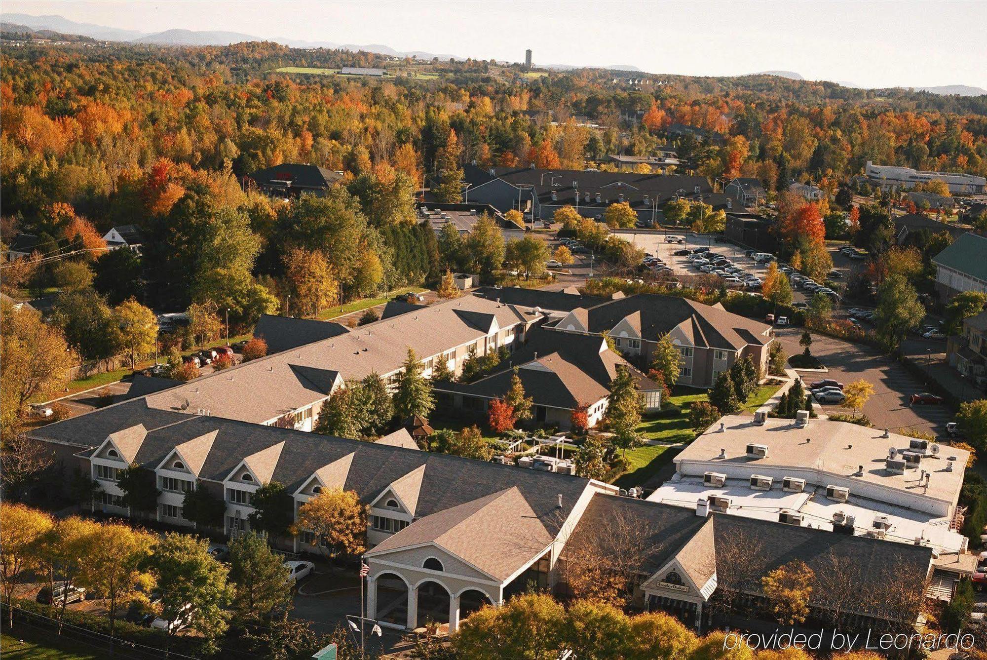 Delta Hotels By Marriott Burlington Exterior foto